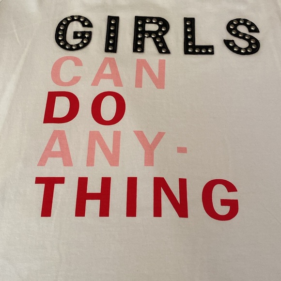 NWT GABBY ISABELLA “Girls Can Do Anything” Top with Black Lace Layer & Studs M - Picture 2 of 16